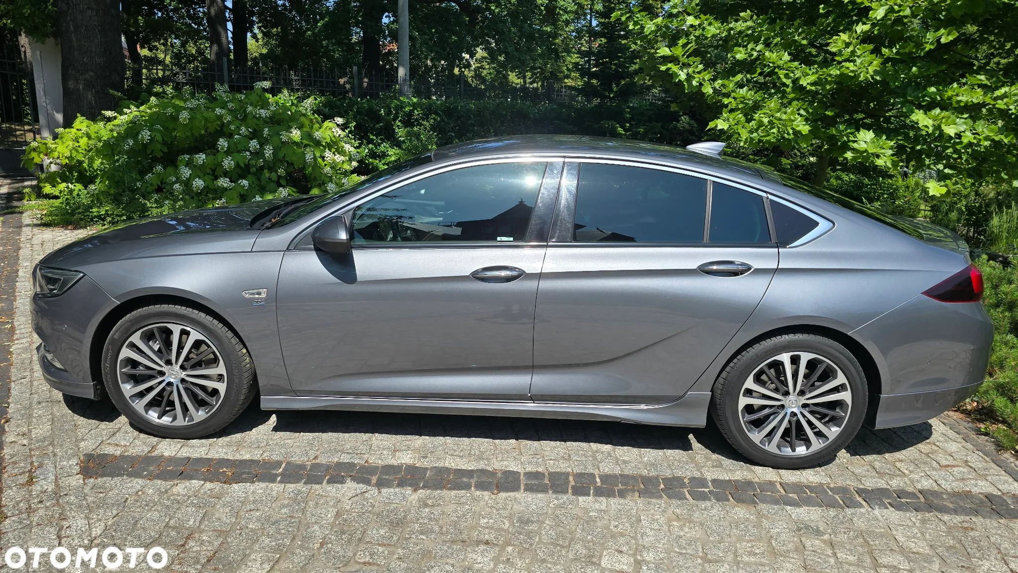 Opel Insignia - 1