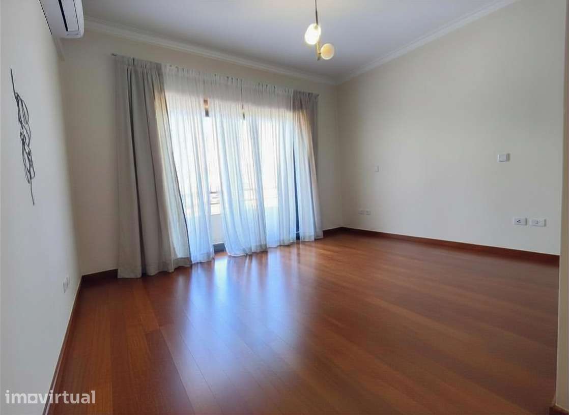 MORADIA T4 PARA ARRENDAMENTO | FERREIROS, BRAGA - Grande imagem: 2/15