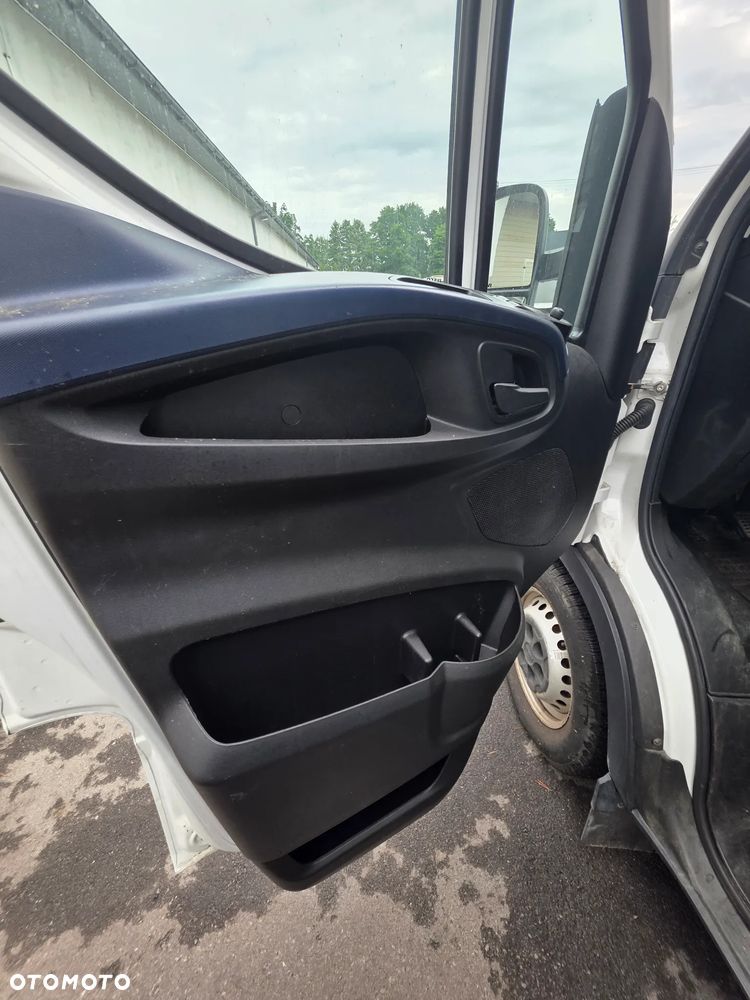 Iveco Daily - 18