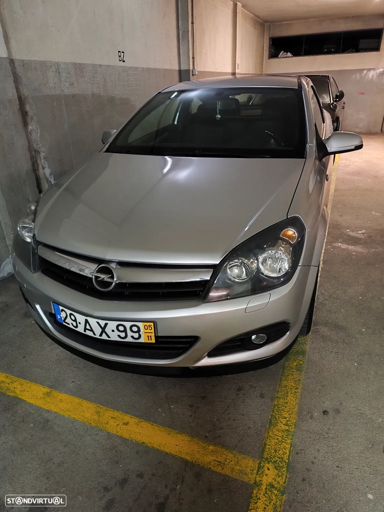 Opel Astra GTC 1.7 CDTI - 2