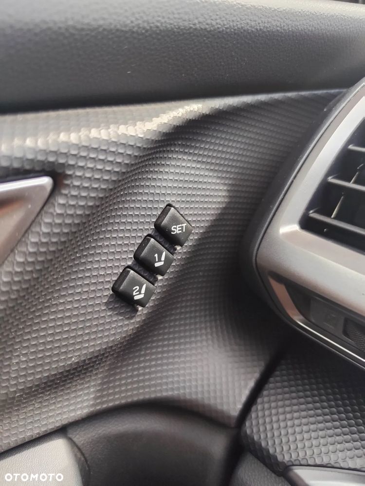 Subaru Forester 2.0ie Lineartronic Platinum - 28