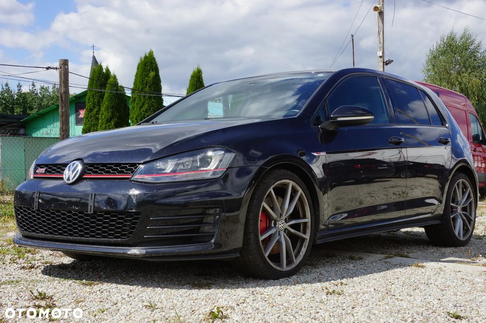 Volkswagen Golf 2.0 TSI BMT GTI DSG - 3