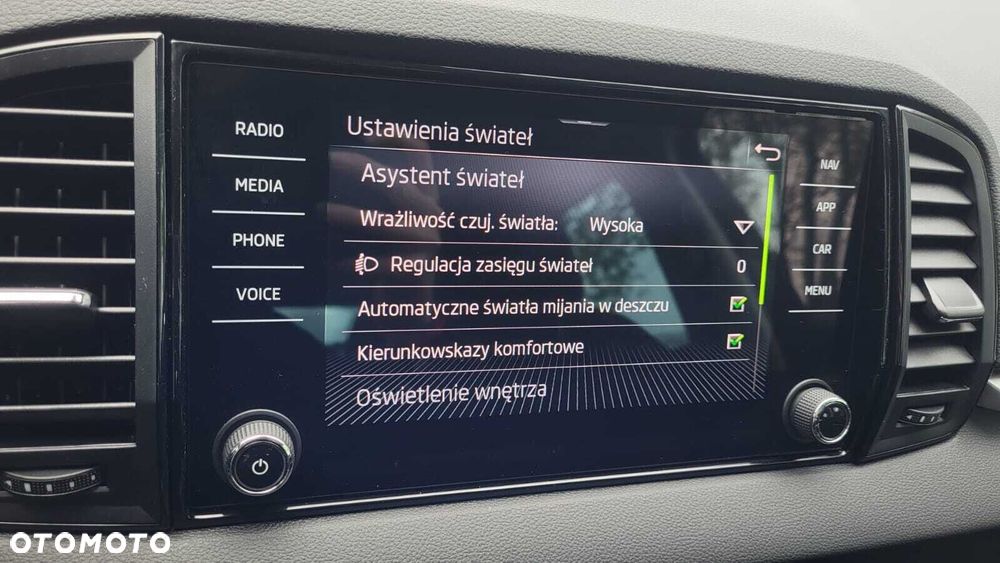 Skoda Karoq 1.5 TSI ACT Selection DSG - 31