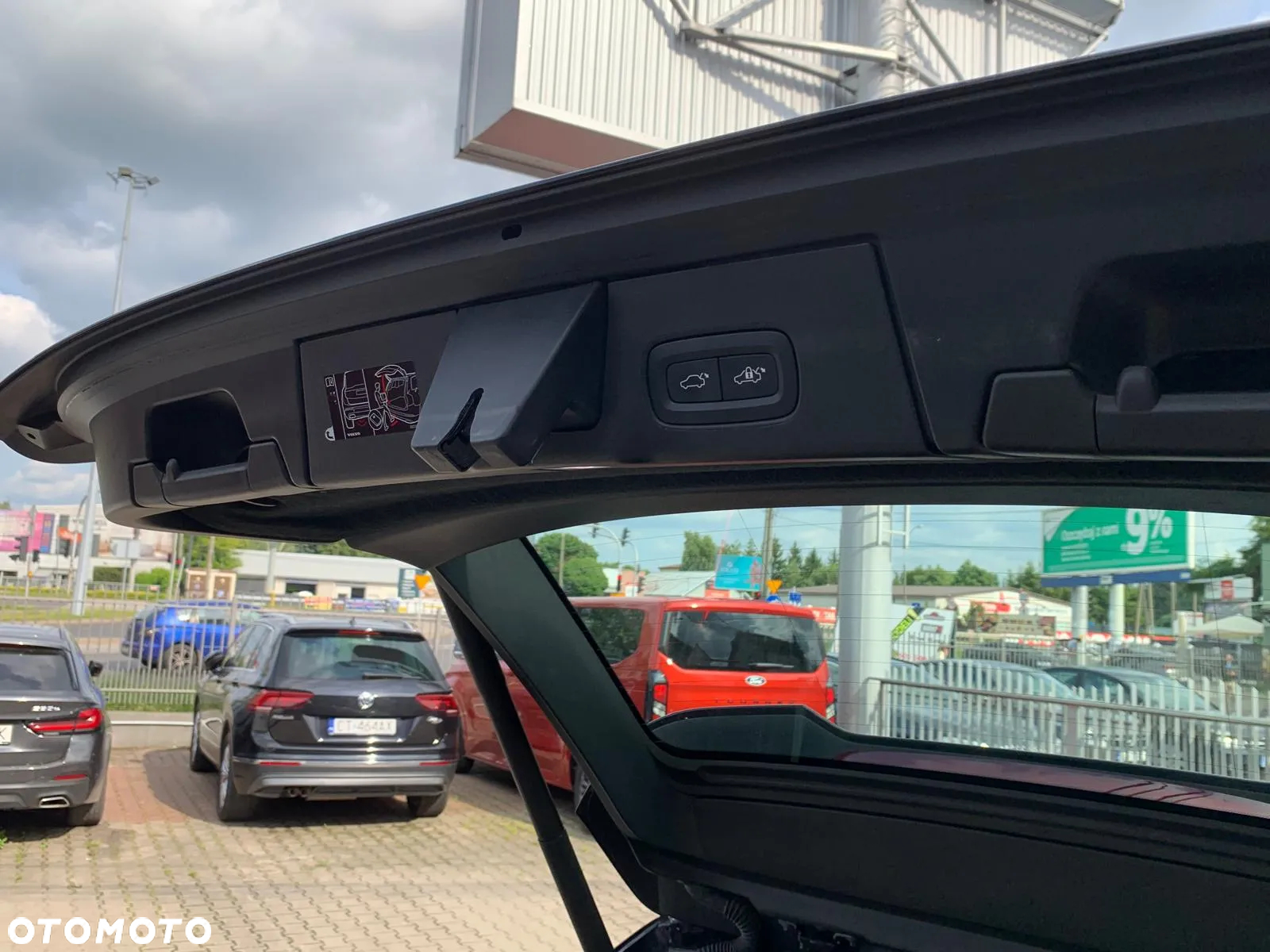 Volvo V90 T6 AWD Plug-In Hybrid Plus Bright - 27