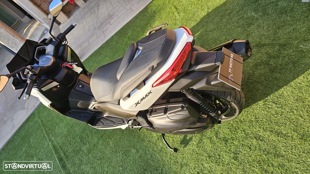 Yamaha X-Max - 3