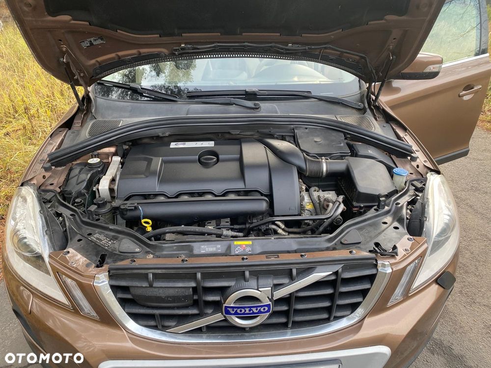 Volvo XC 60 T6 AWD RDesign - 8