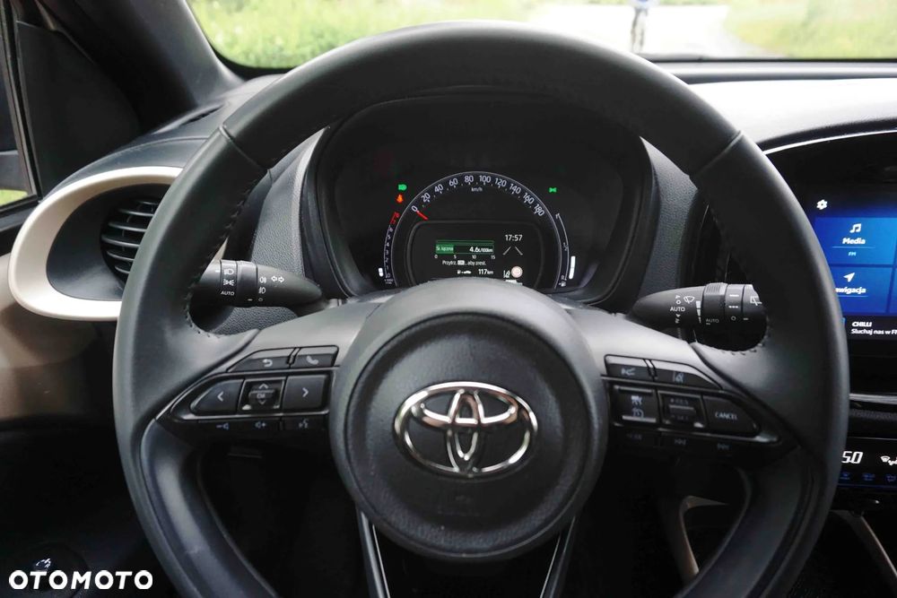 Toyota Aygo X 1.0 VVT-i Executive - 31