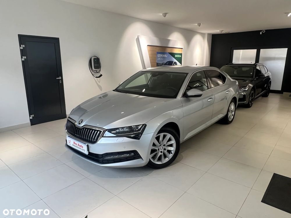 Skoda Superb 1.5 TSI Ambition DSG - 4