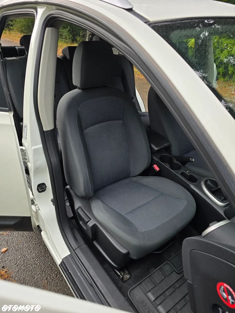 Nissan Qashqai+2 2.0 Acenta - 19