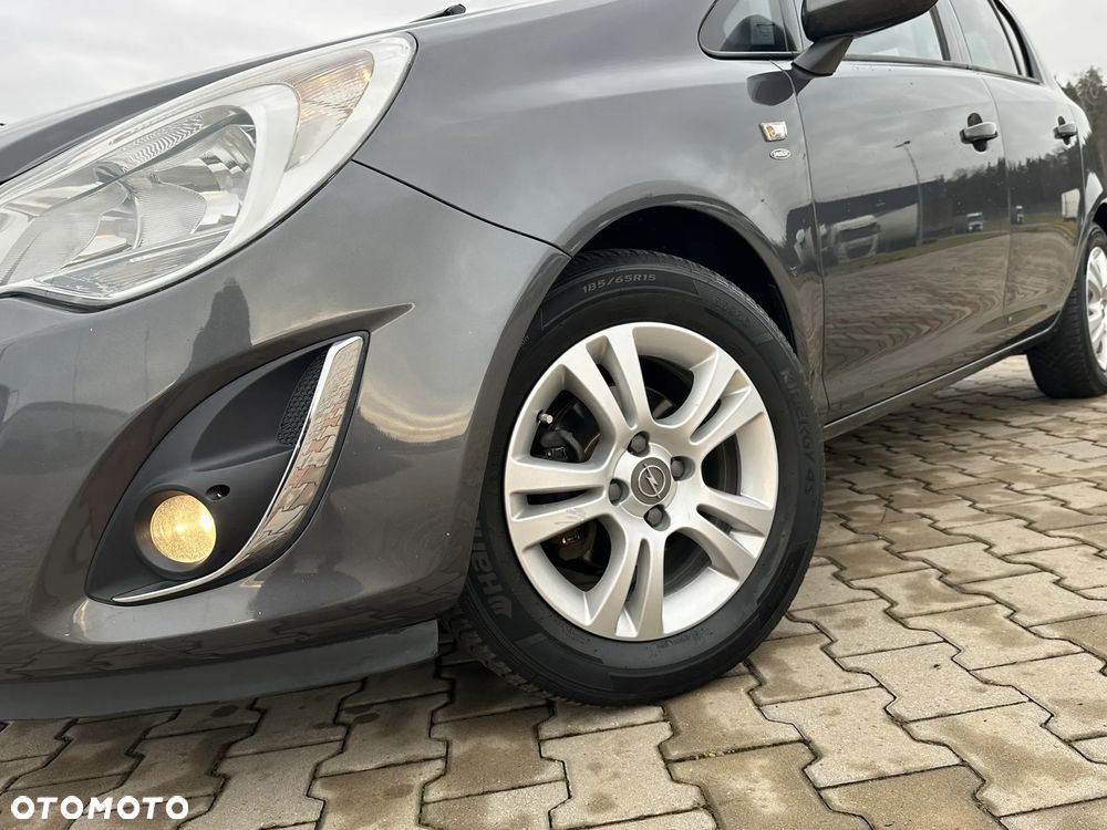 Opel Corsa 1.4 16V Satellite - 8