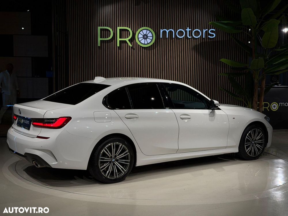 BMW Seria 3 330e iPerformance M Sport - 14
