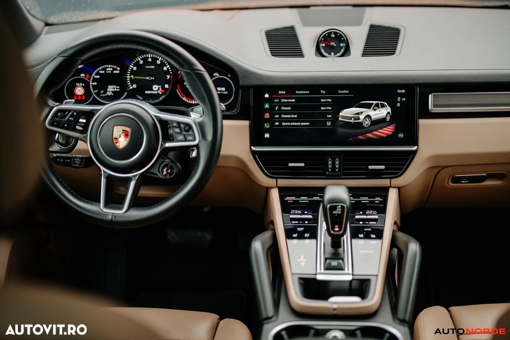 Porsche Cayenne E-Hybrid Tiptronic S - 35