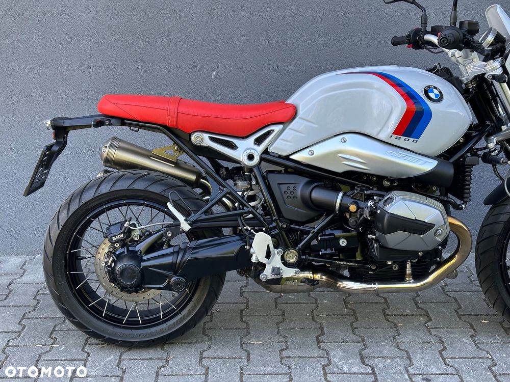 BMW R - 9