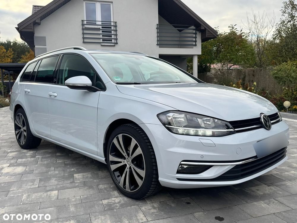 Volkswagen Golf 1.6 TDI SCR DSG Comfortline - 4