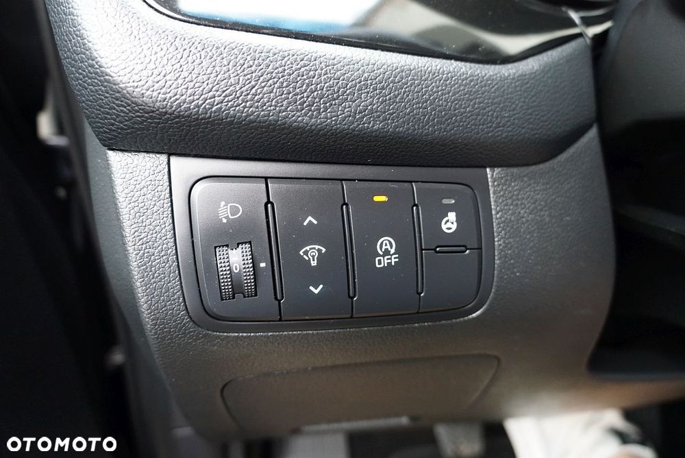 Kia Ceed 1.4 CVVT Dream Team Edition - 17