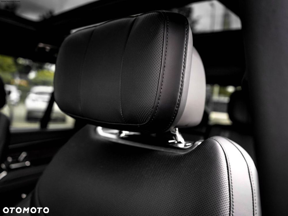 Land Rover Range Rover 4.4 V8 P535 Autobiography - 12