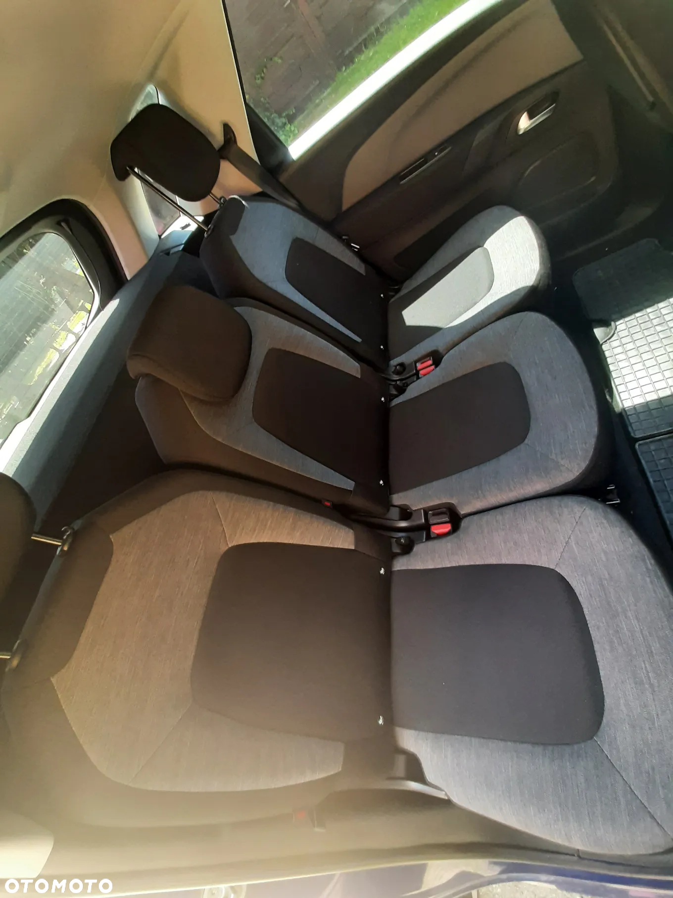 Citroën C4 Picasso 1.2 PureTech MoreLife - 10