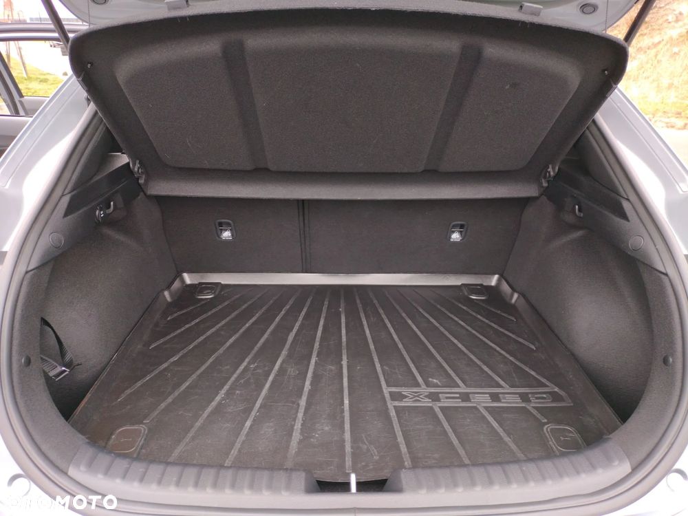 Kia XCeed 1.6 T-GDI M DCT - 17