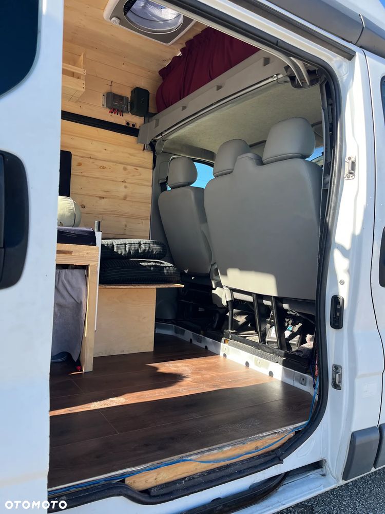 Renault Trafic - 9