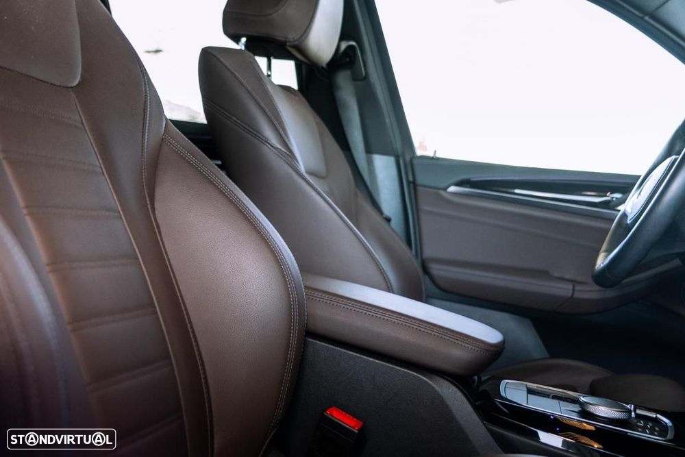 BMW iX3 M Sport Impressive - 16