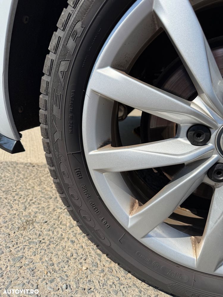 Volkswagen Golf 1.5 TSI DSG Highline - 18