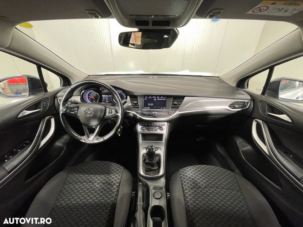 Opel Astra 1.2L Turbo Start/Stop Edition - 8
