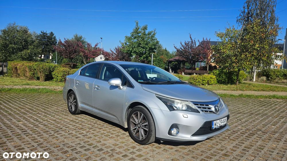 Toyota Avensis - 1