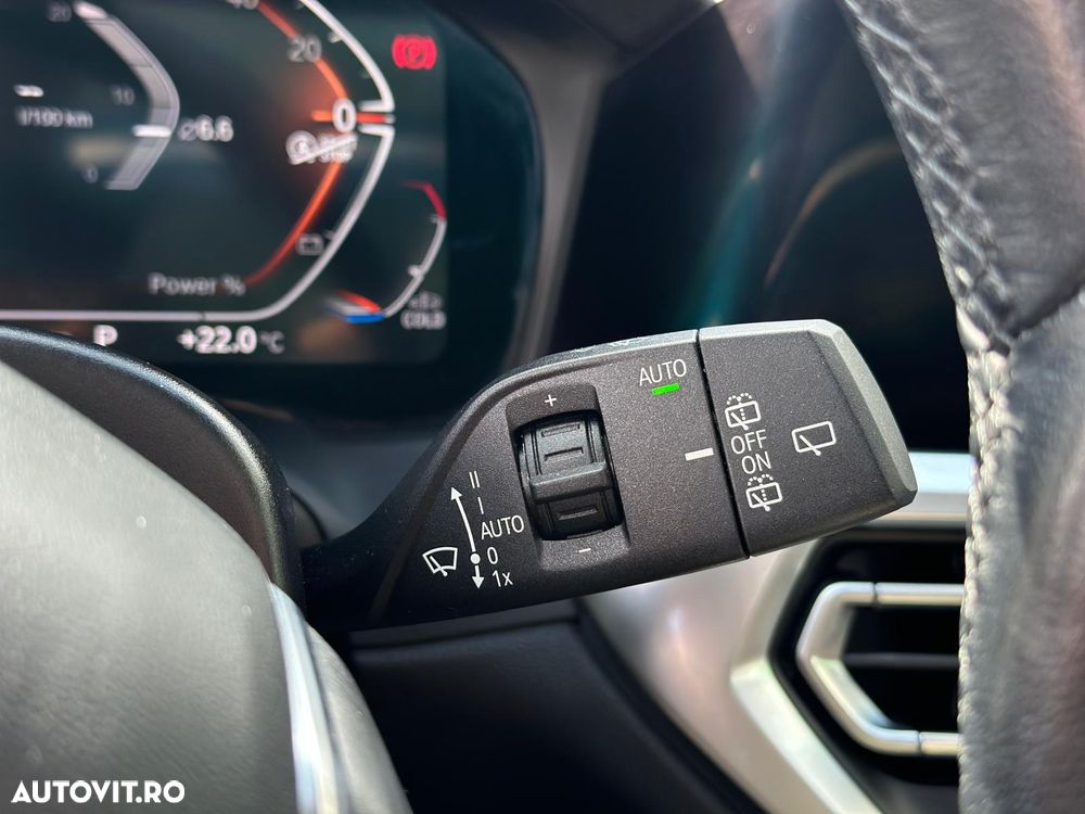 BMW Seria 3 320d xDrive Aut. Luxury Line - 39