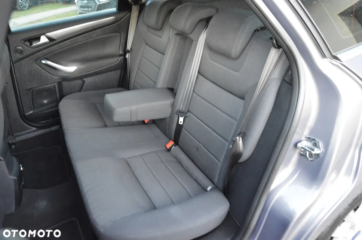 Ford Mondeo 2.0 TDCi Titanium - 26