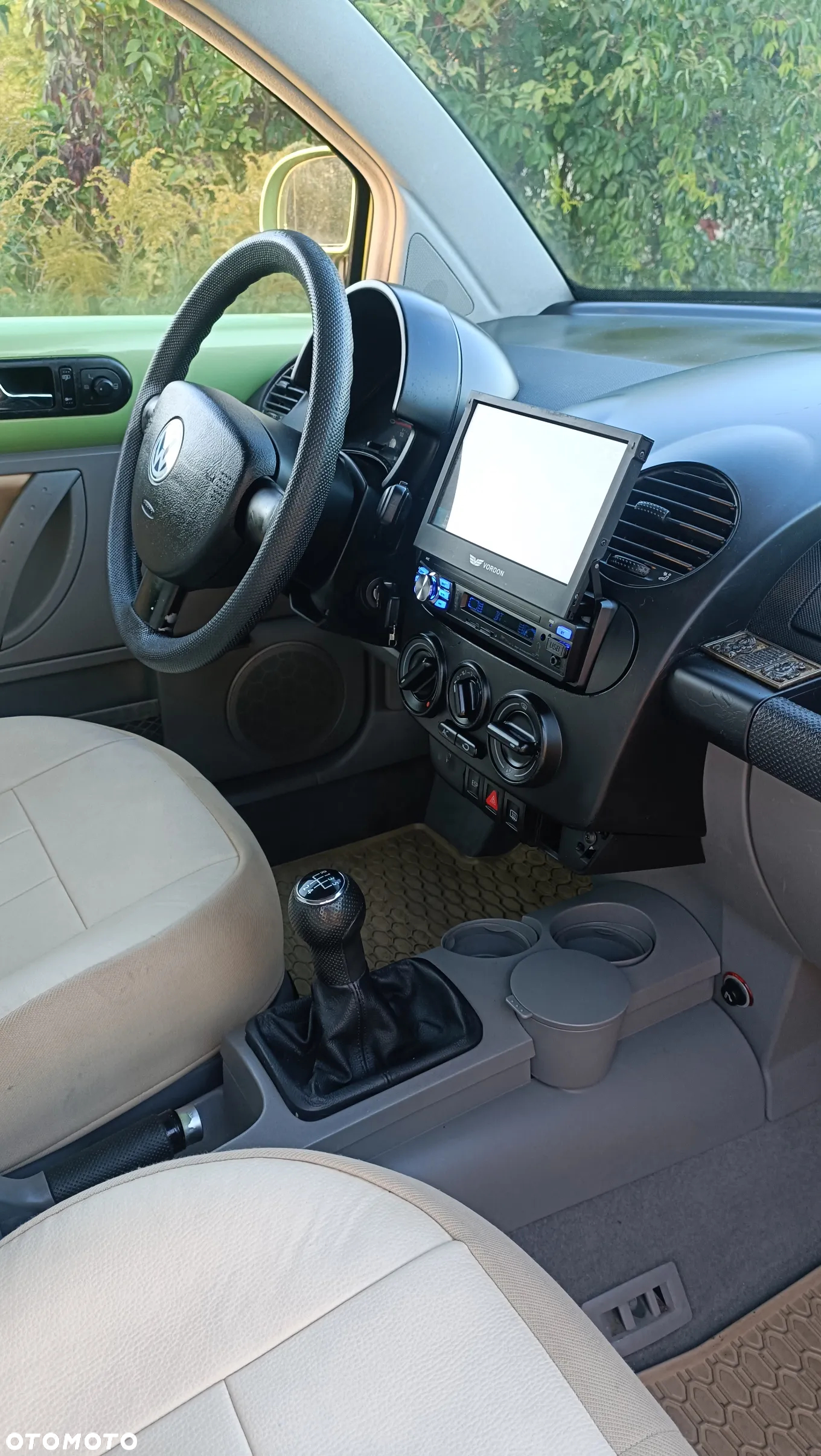 Volkswagen New Beetle 1.9 TDI - 12