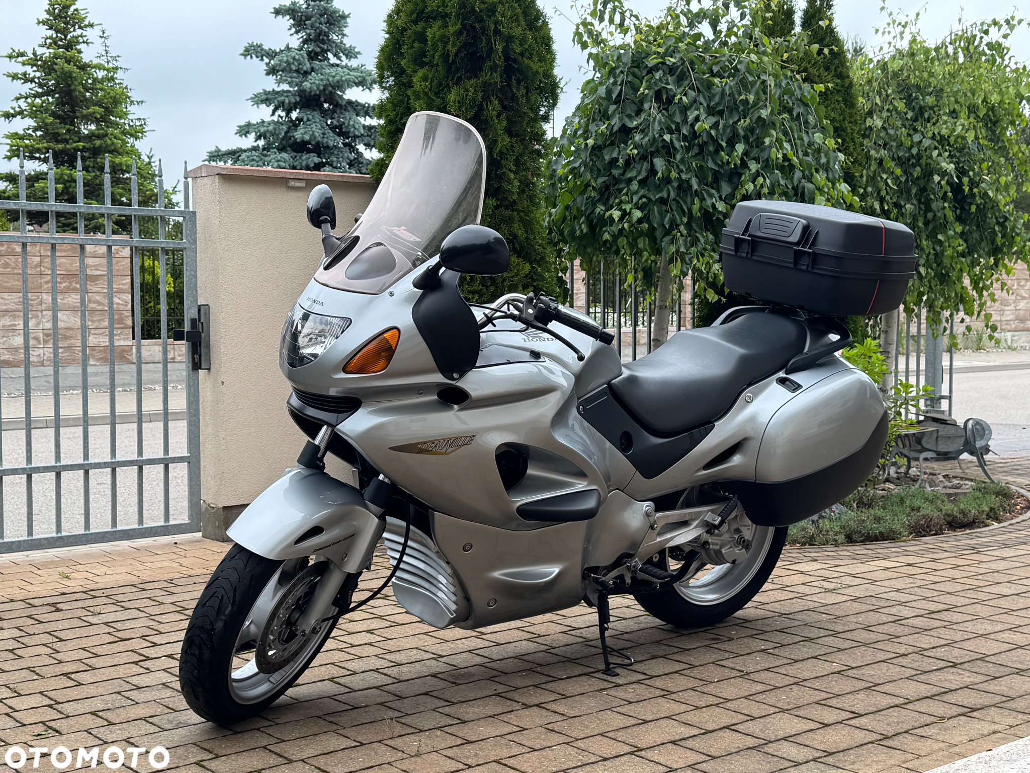 Honda NT - 2