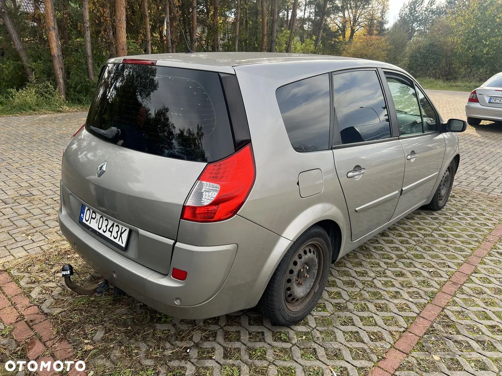 Renault Scenic - 17