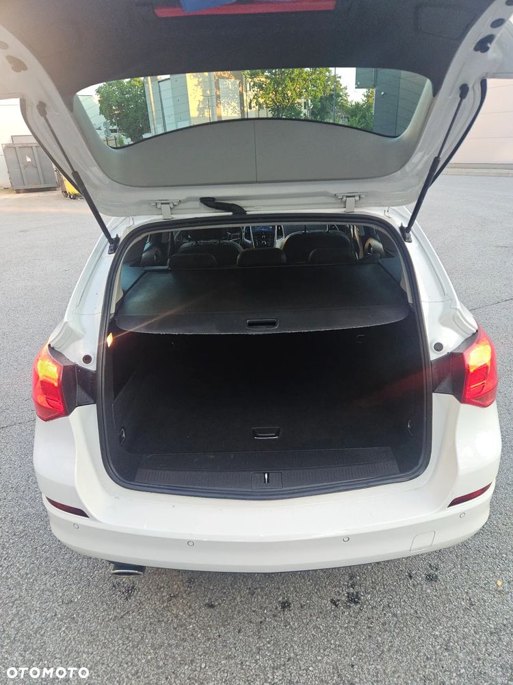 Opel Astra 1.4 Turbo - 29