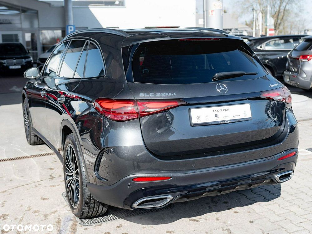Mercedes-Benz GLC - 5
