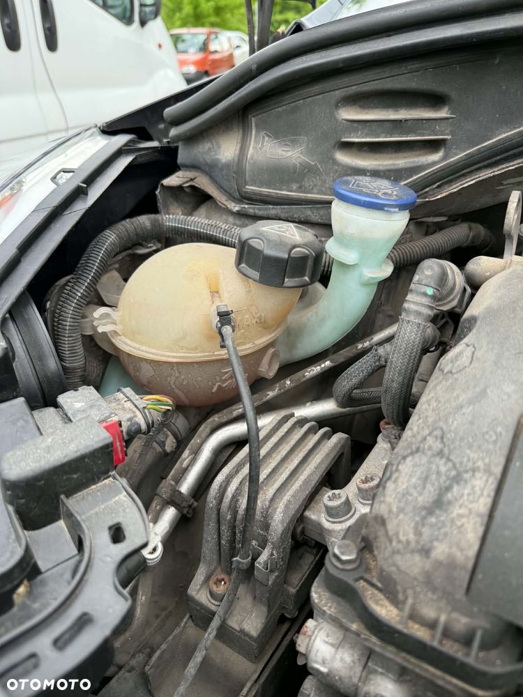 Peugeot 207 1.4 Millesim 200 - 11
