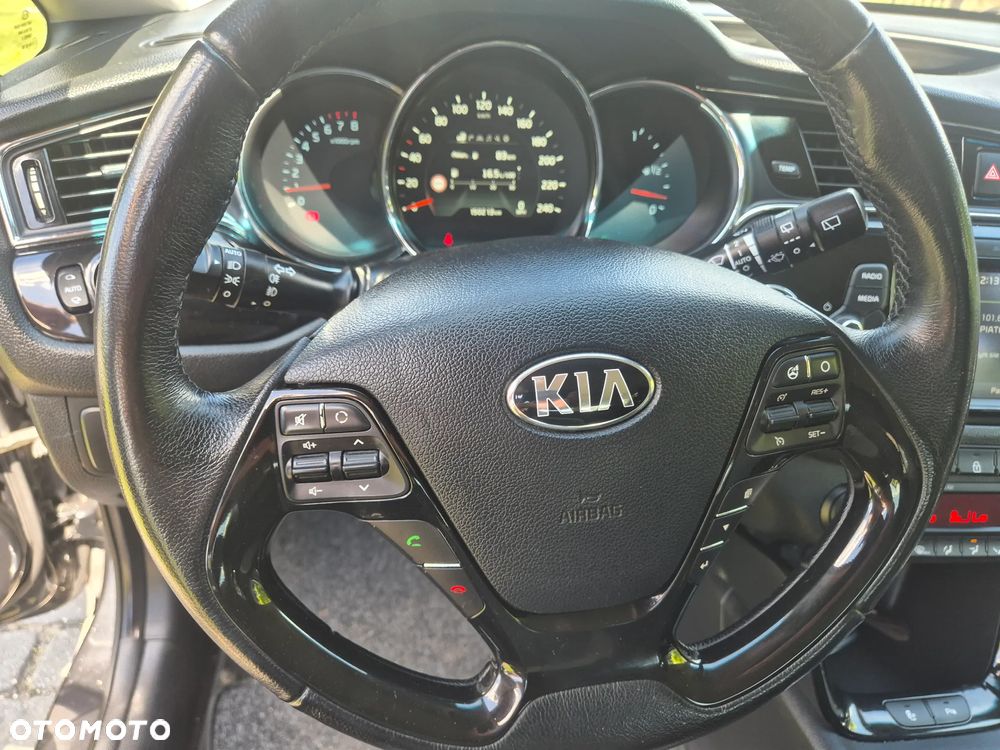 Kia Ceed 1.6 GDI Spirit - 17