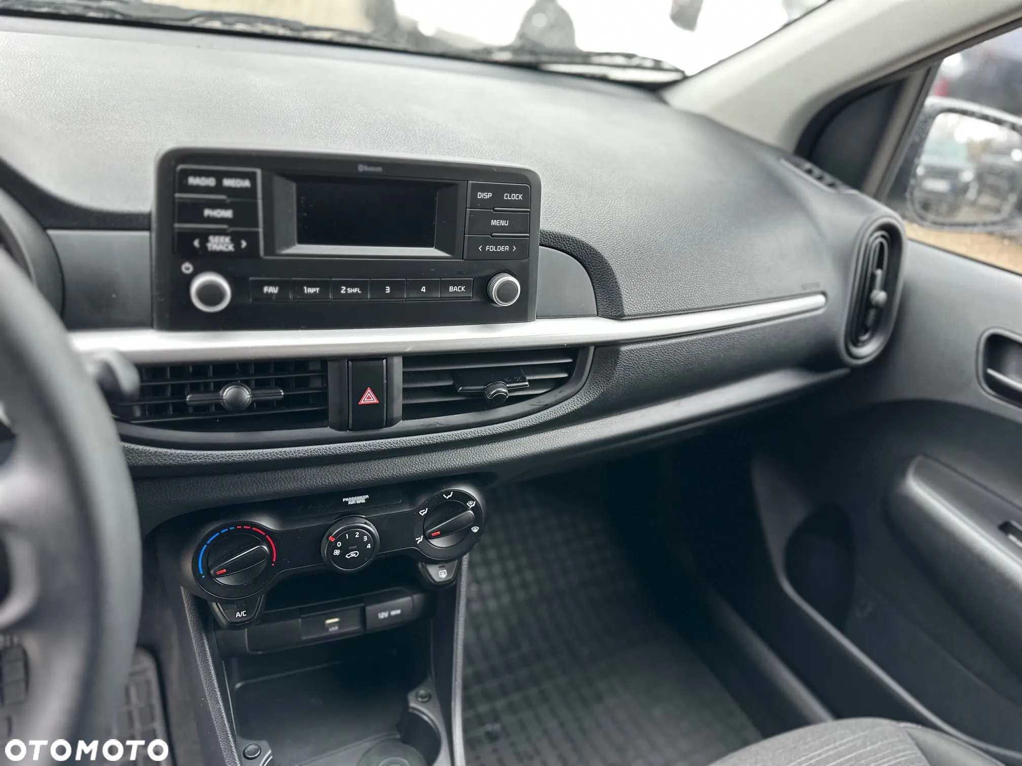Kia Picanto - 11