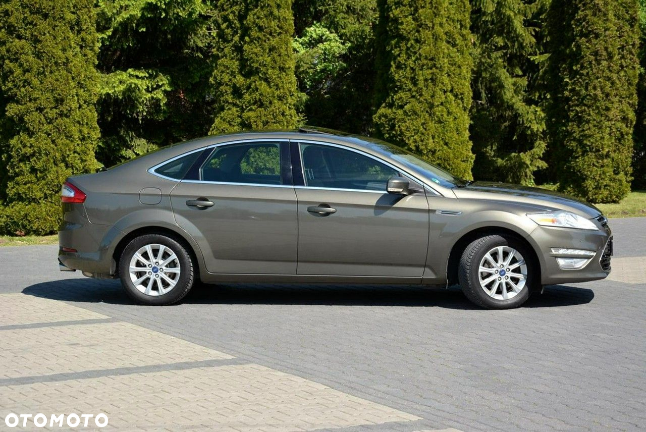 Ford Mondeo 2.0 EcoBoost Titanium - 11
