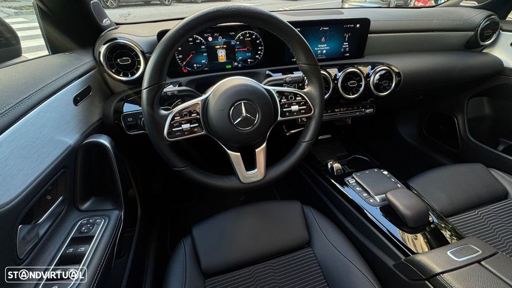 Mercedes-Benz CLA 250 e Shooting Brake 8G-DCT Progressive - 11