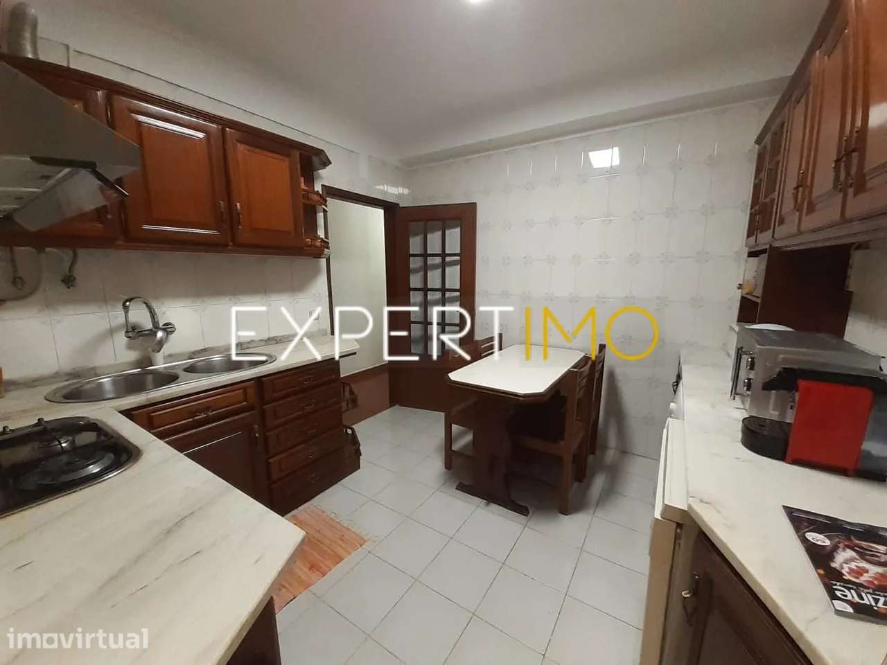 Apartamento T3 bom estado, com garagem e sótão - Grande imagem: 4/30