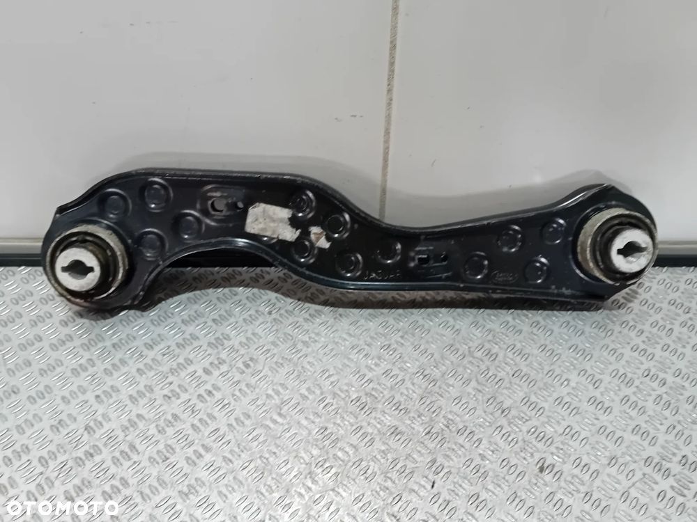 wahacz prawy tył Jaguar F-Pace 2.0 B 2018 HK835500AC - 3