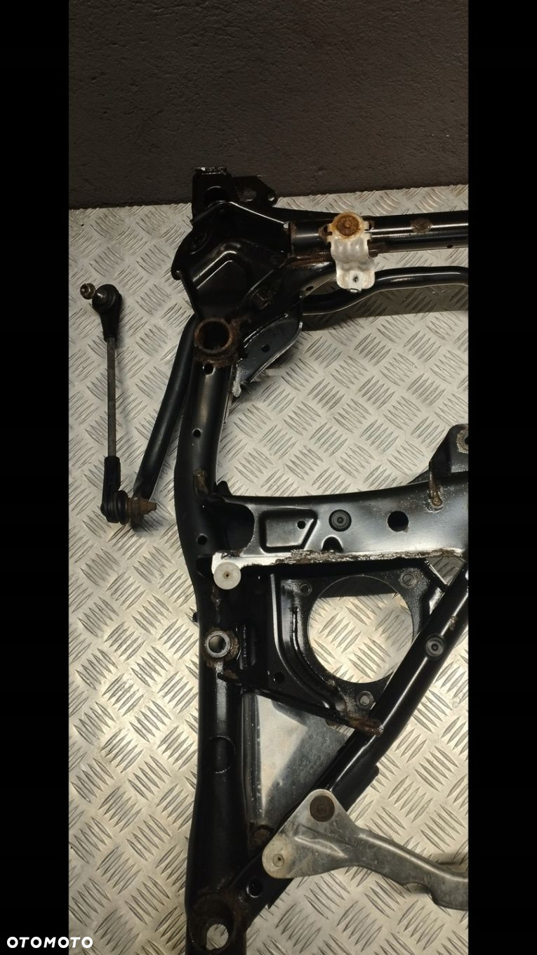 BMW F30 F31 WÓZEK SANKI PRZÓD STABILIZATOR - 3