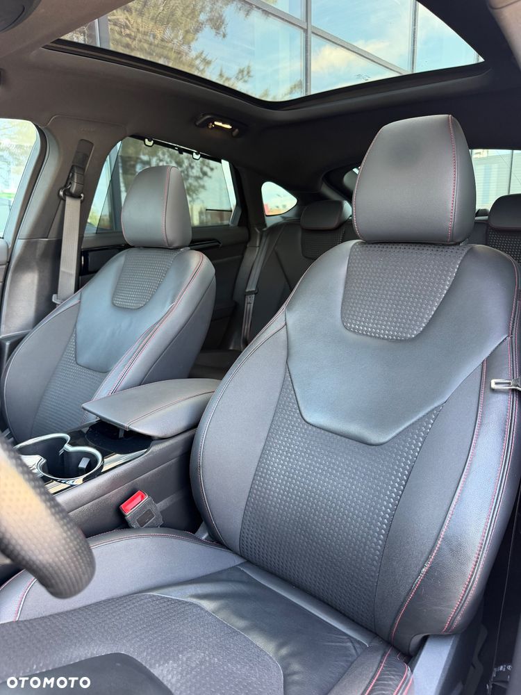 Ford Mondeo 2.0 EcoBlue ST-Line - 14