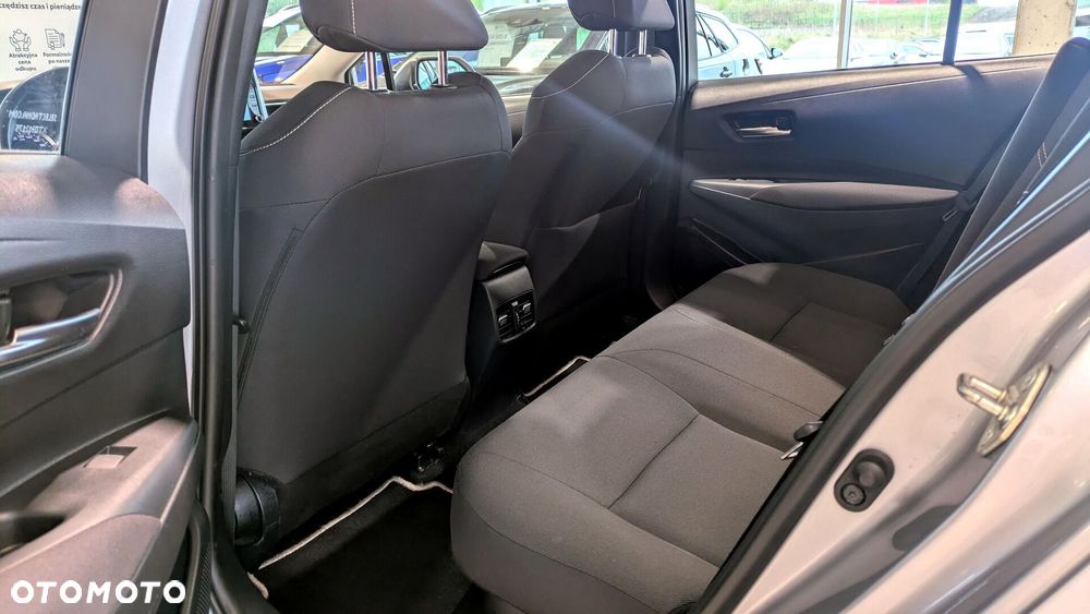 Toyota Corolla - 10