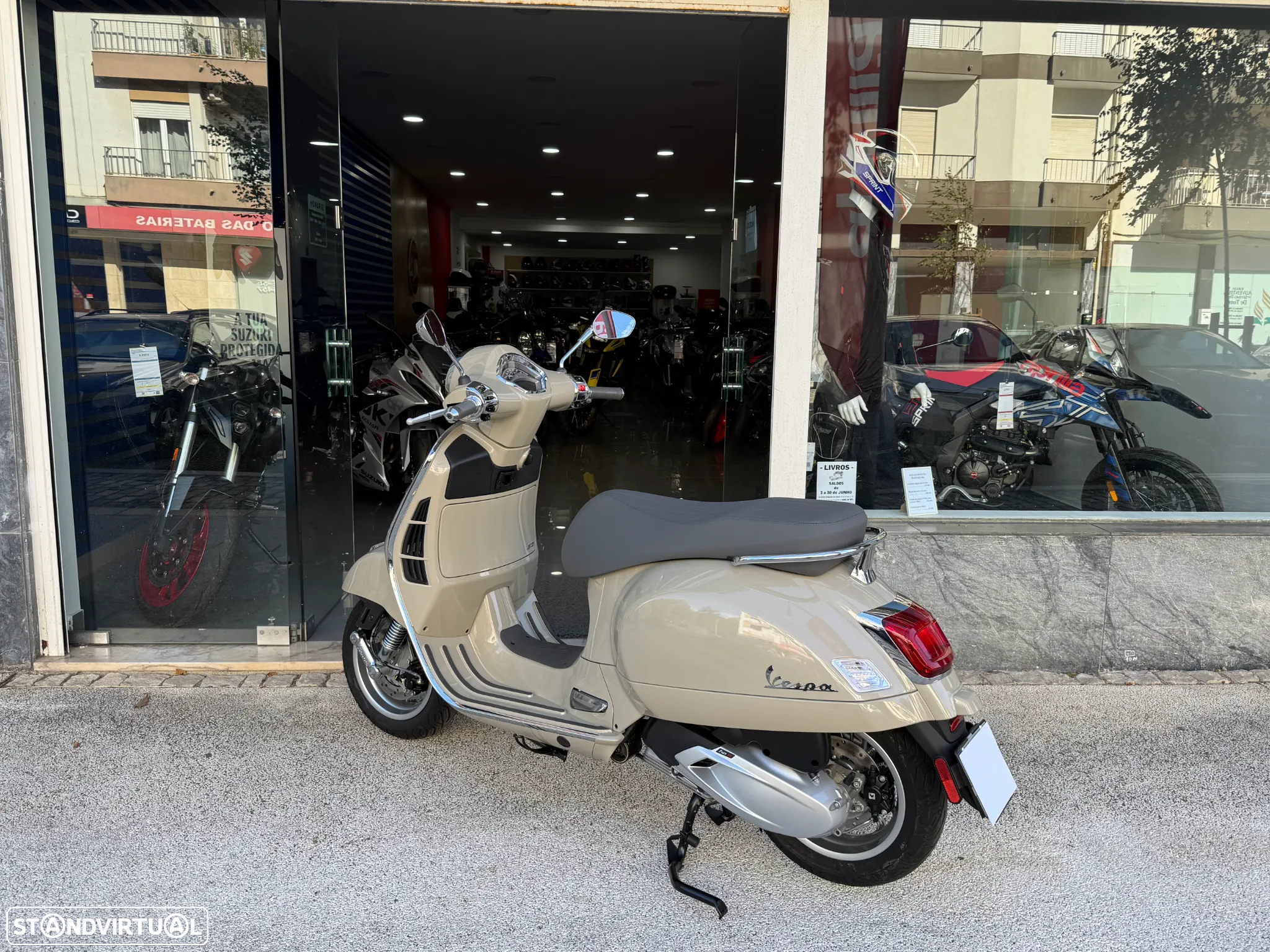 Vespa GTS Super 310 Euro 5+ a partir de 94,40€ / Mês - 9