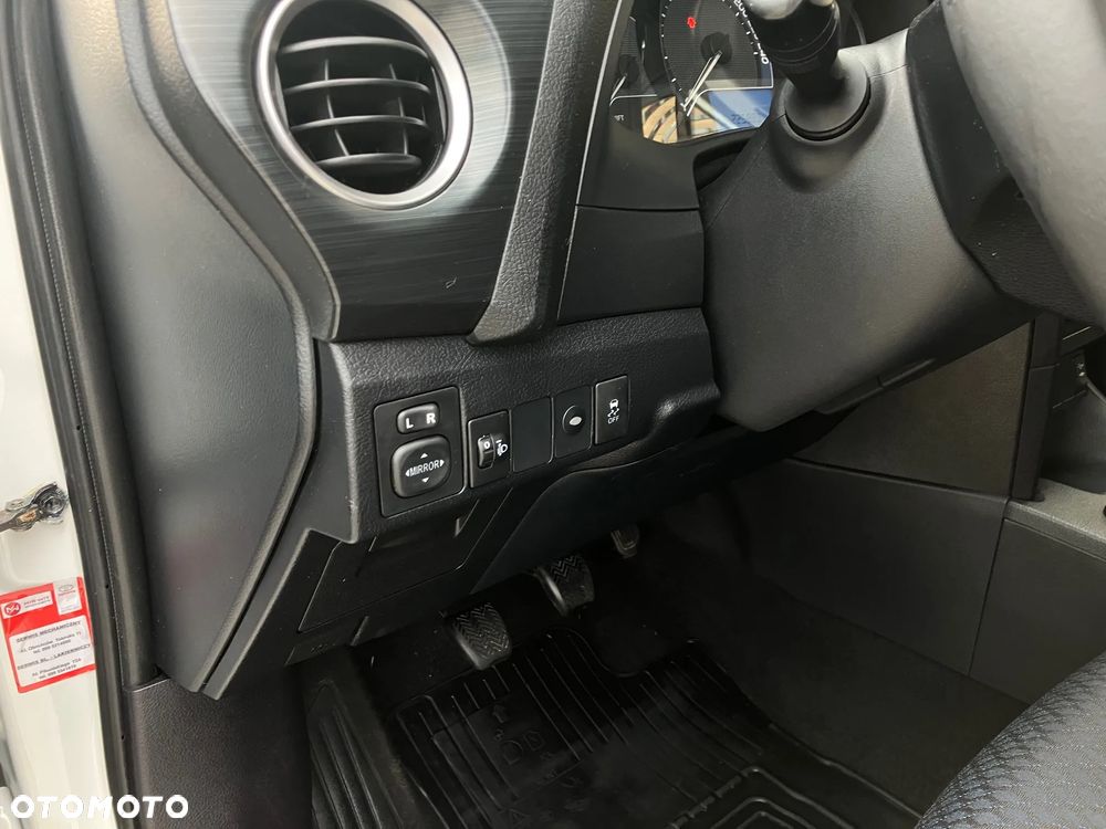 Toyota Auris 1.6 Active - 24