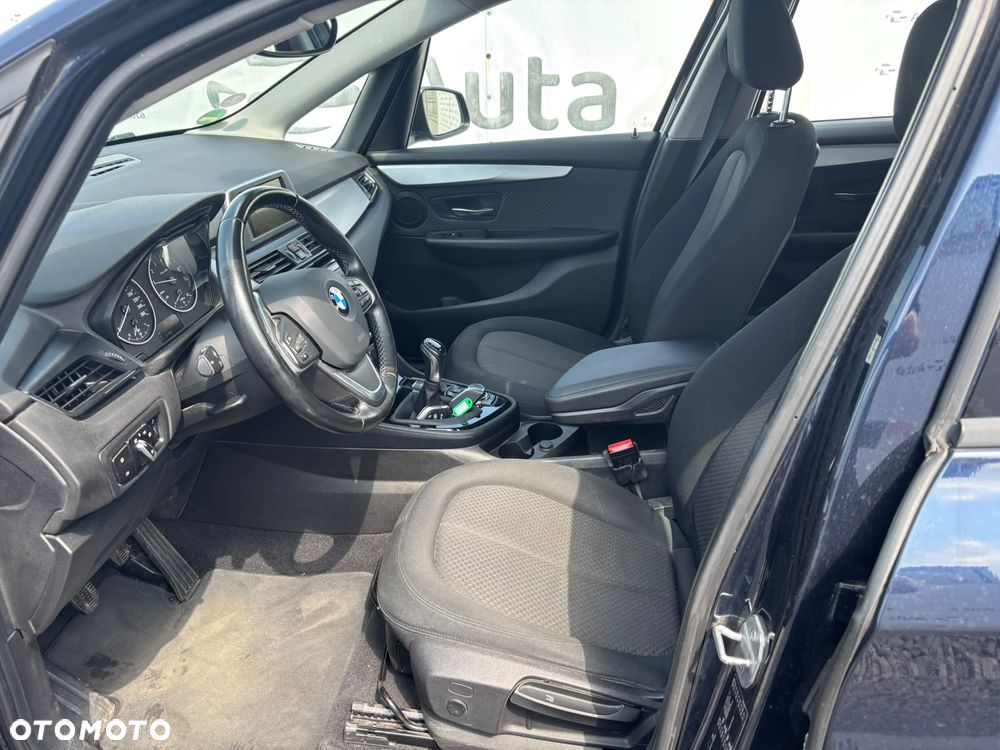 BMW Seria 2 218i Advantage - 11