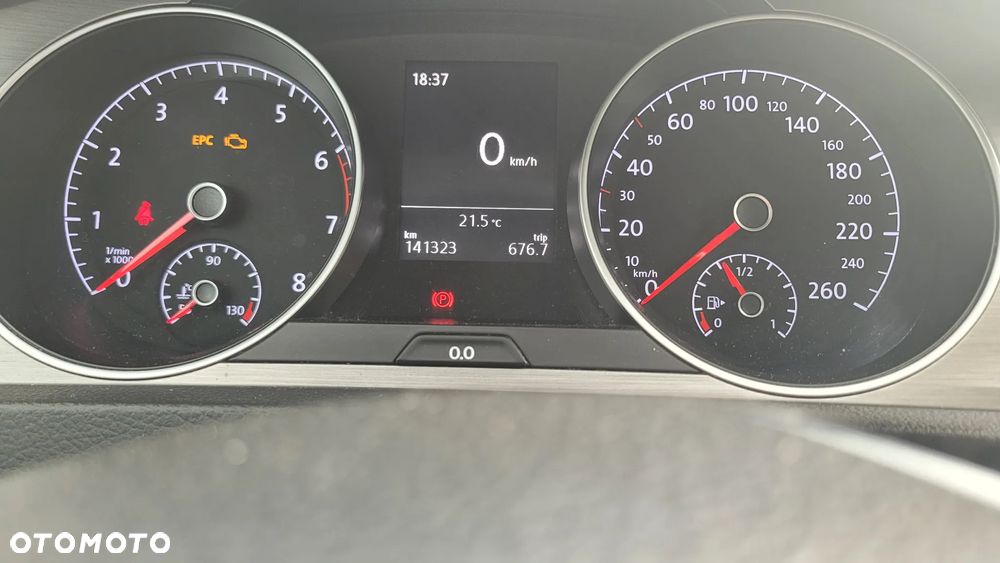 Volkswagen Golf 1.4 TSI BMT Comfortline - 18
