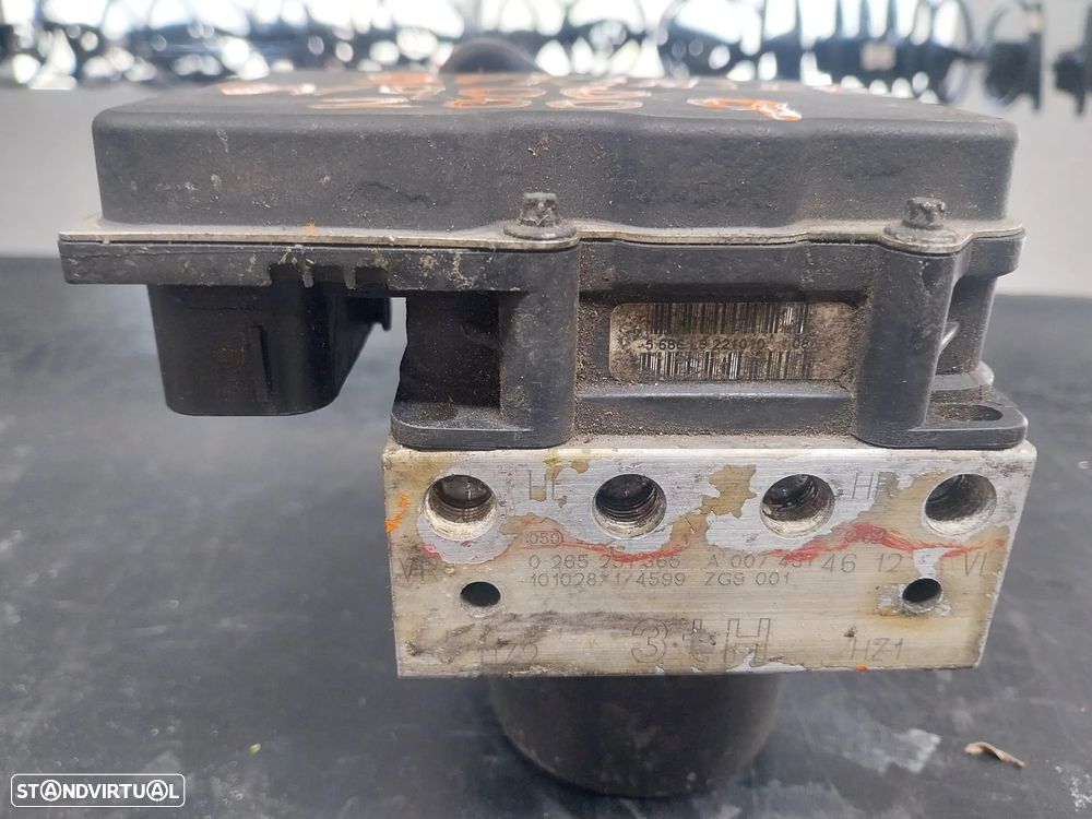 Módulo ABS Mercedes-Benz Sprinter W906 Ref: A007 431 46 12 - 6