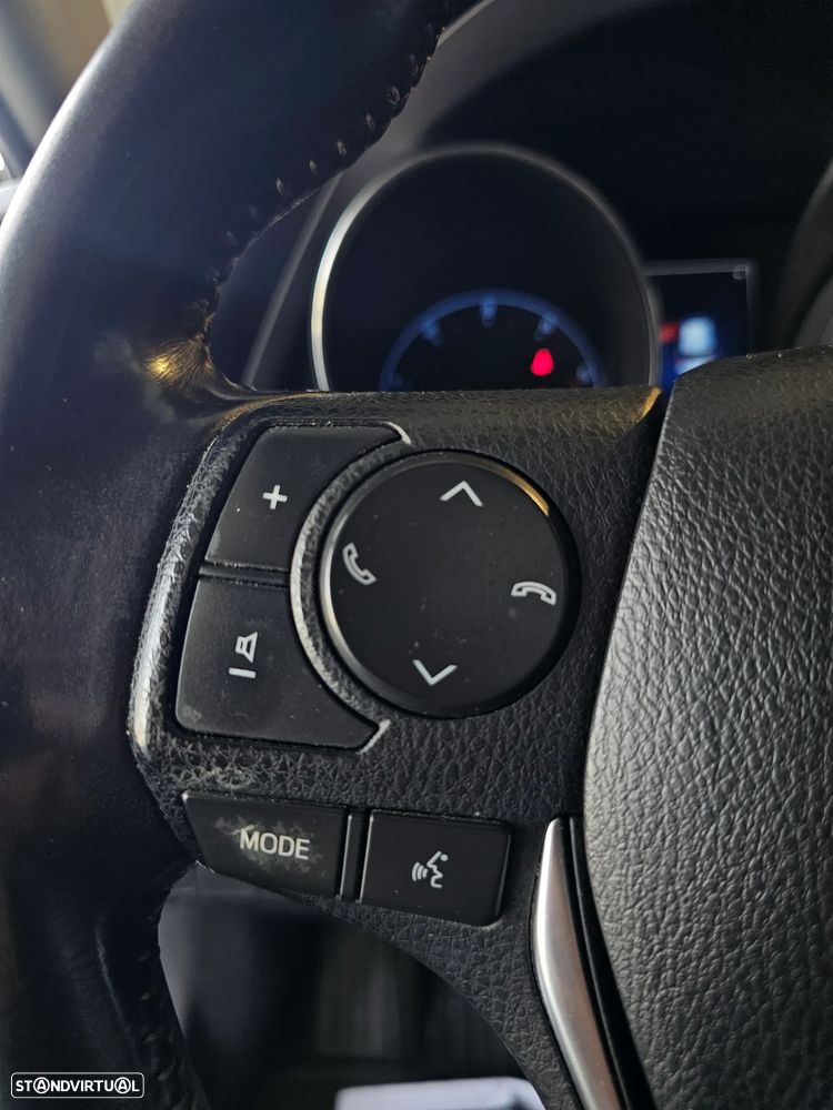 Toyota Auris 1.6 D-4D Comfort+Navi - 15